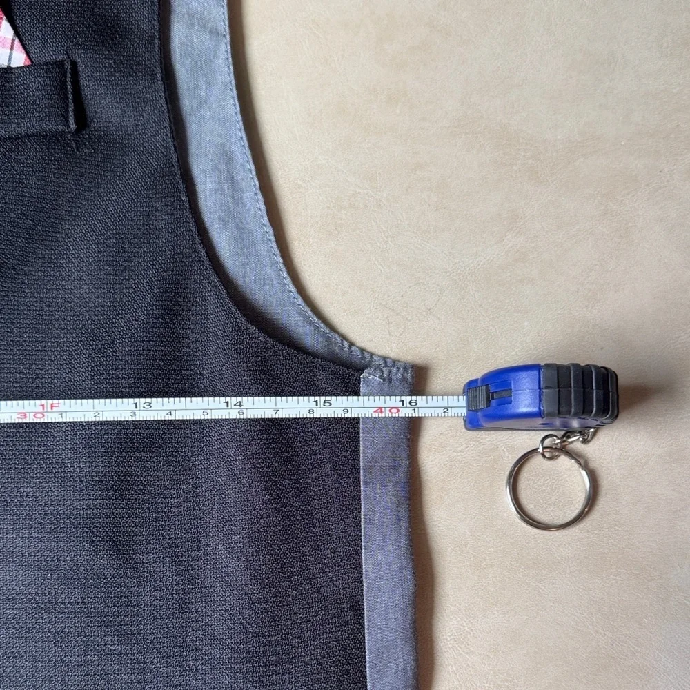 Nautica Black and Gray Button-Up Vest with Pocket Square Sz 14